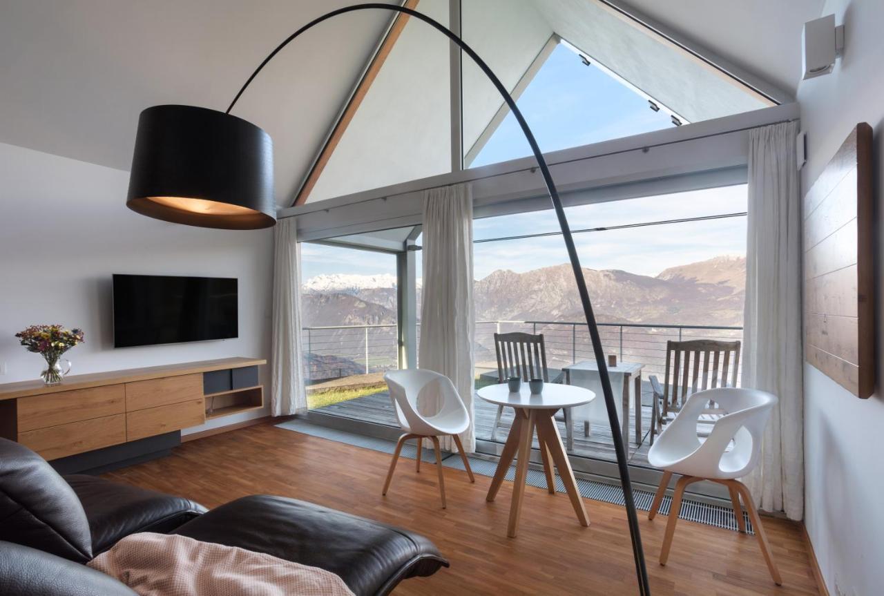 Nebesa Chalets Kobarid Eksteriør billede